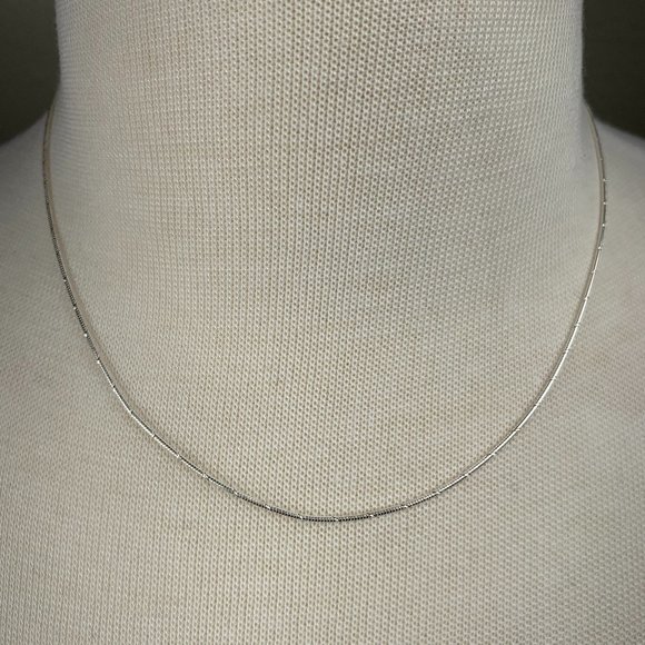 NEW 18" Real Solid Silver (not plated) Diamond Cut Snake Chain - Picture 2 of 7
